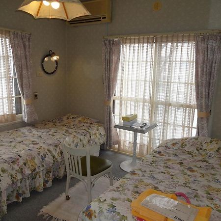 Ishiuchi Pension Bruges Minamiuonuma Szoba fotó