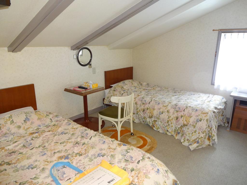 Ishiuchi Pension Bruges Minamiuonuma Szoba fotó